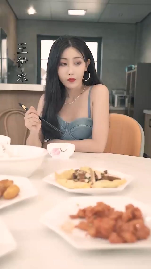 无敌赘婿第01集